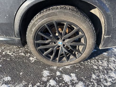 Used 2024 BMW X5 xDrive40i w/ M Sport Package image 6