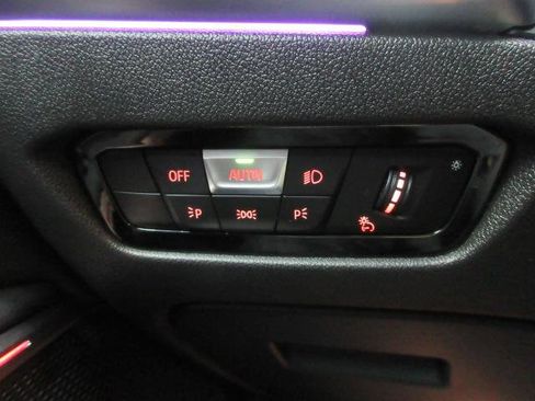 Used 2021 BMW 330i xDrive Sedan w/ Convenience Package image 14