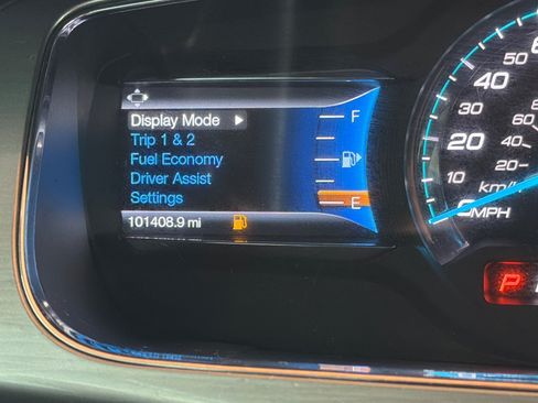 Used 2015 Ford Taurus SEL w/ Equipment Group 201A FWD image 26