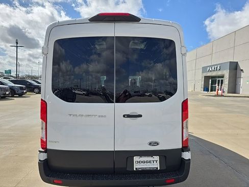 New 2025 Ford Transit 250 148 Medium Roof RWD image 7