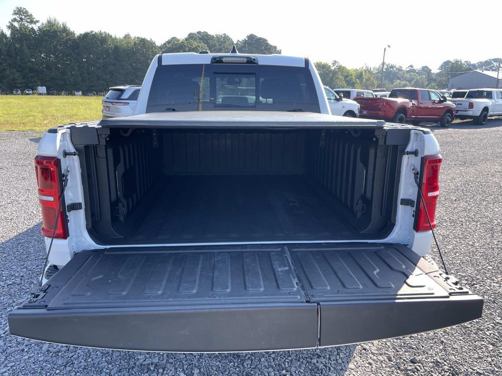 Used 2025 RAM 1500 Limited AWD/4WD image 20