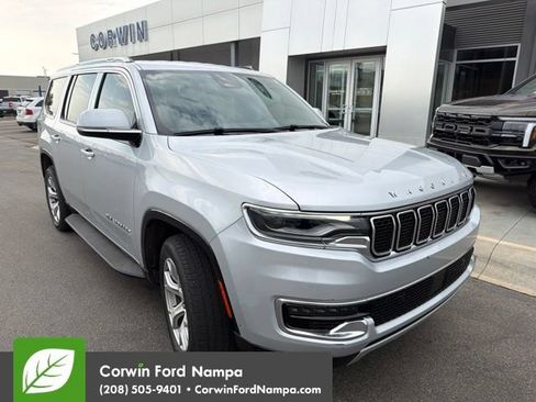 Used 2022 Jeep Wagoneer Series II AWD/4WD image 1