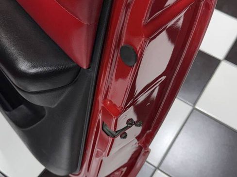 Used 2001 Chevrolet S10 Pickup LS w/ Preferred Equipment Group image 91