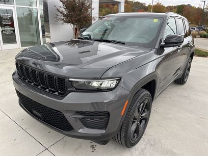New 2025 Jeep Grand Cherokee Altitude