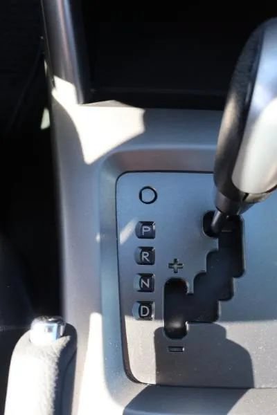 Used 2010 Subaru Forester 2.5X Limited AWD/4WD image 20