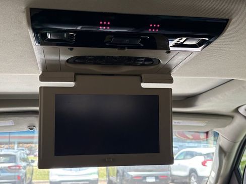 Used 2019 GMC Yukon Denali w/ Denali Ultimate Package AWD/4WD image 24