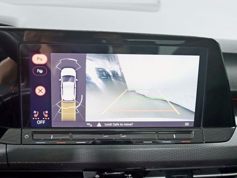 Used 2024 Volkswagen GTI Autobahn FWD image 19