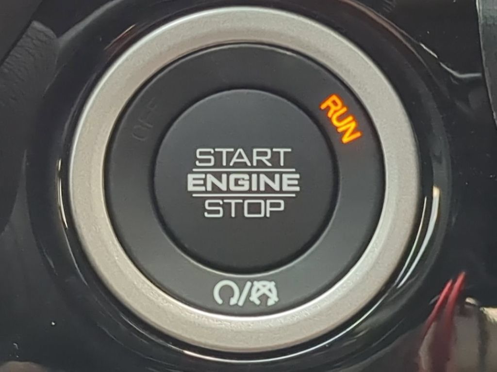 New 2025 RAM 2500 Limited AWD/4WD image 20
