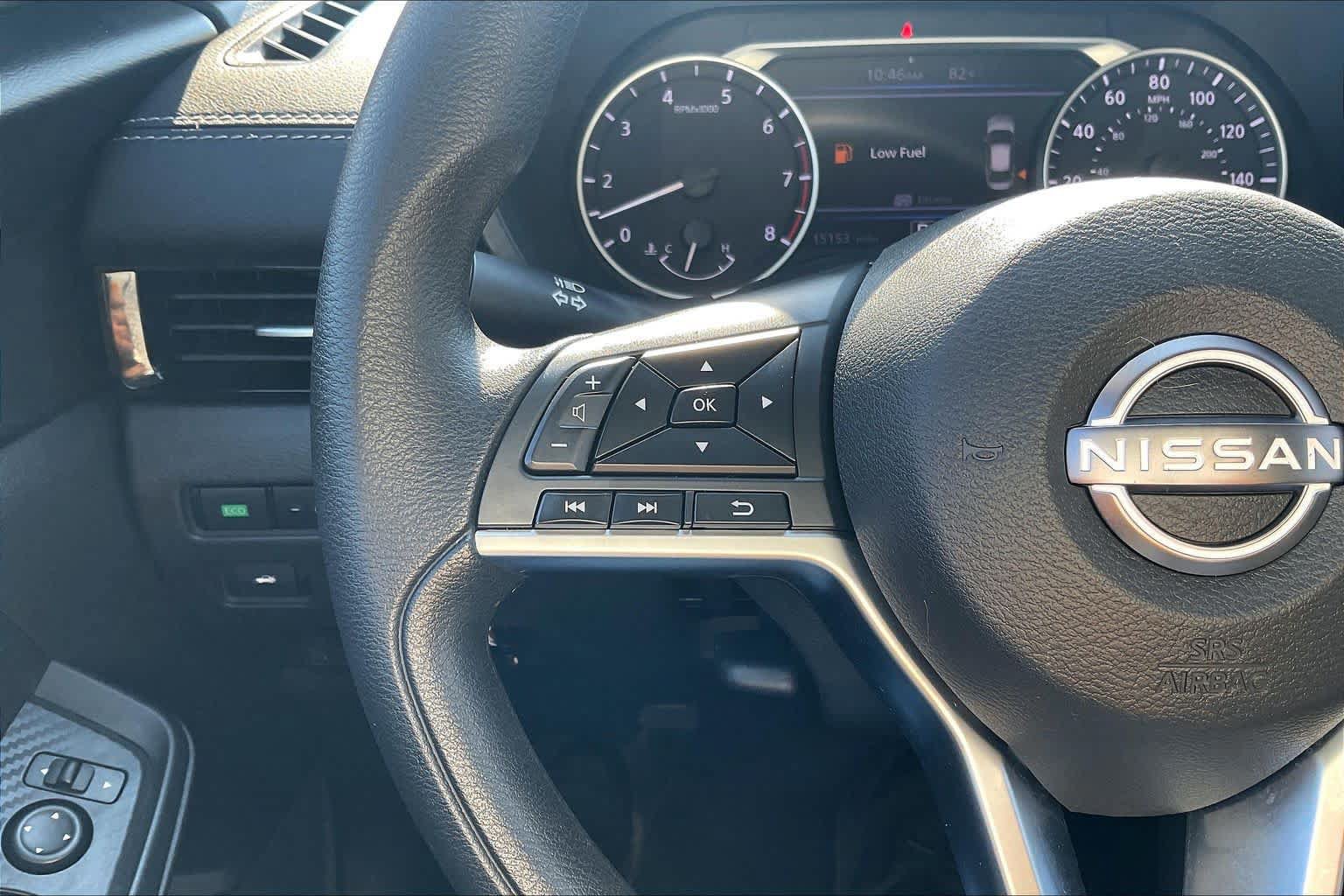 Used 2025 Nissan Sentra SV FWD image 23