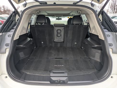 Used 2016 Nissan Rogue SL w/ SL Premium Package image 27