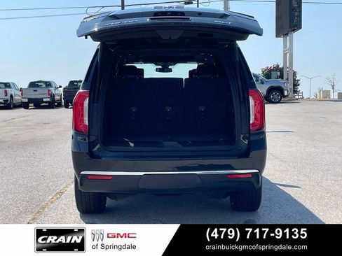 Used 2021 GMC Yukon SLT w/ SLT Premium Package AWD/4WD image 7