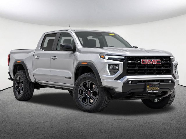 Used 2024 GMC Canyon Elevation w/ Elevation Premium Package AWD/4WD image 2