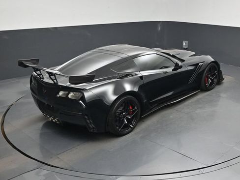 Used 2019 Chevrolet Corvette ZR1 RWD image 24