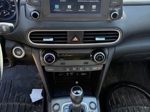 Used 2021 Hyundai Kona Limited AWD/4WD image 7