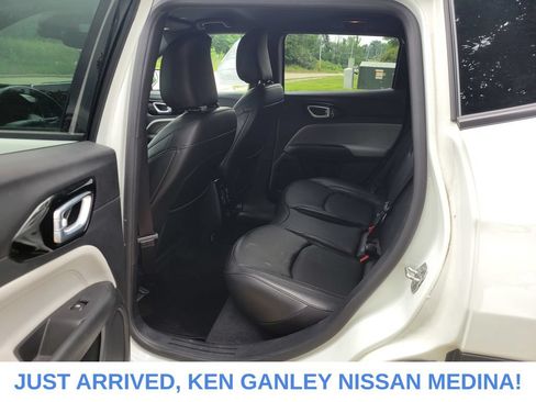 Used 2023 Jeep Compass Limited AWD/4WD image 15