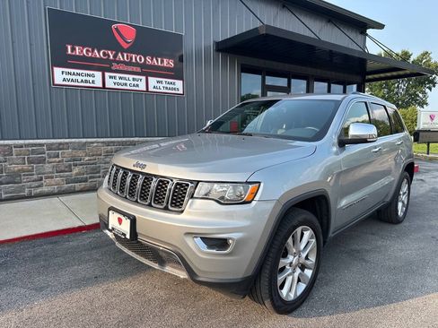 Used 2017 Jeep Grand Cherokee Limited w/ Trailer Tow Group IV AWD/4WD image 1