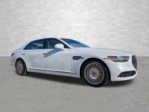 Used 2020 Genesis G90 3.3T Premium image 1
