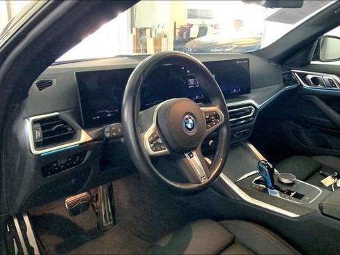 Used 2022 BMW i4 eDrive40 w/ M Sport Package RWD image 7