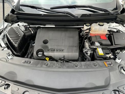 Used 2024 Buick Enclave Premium image 31