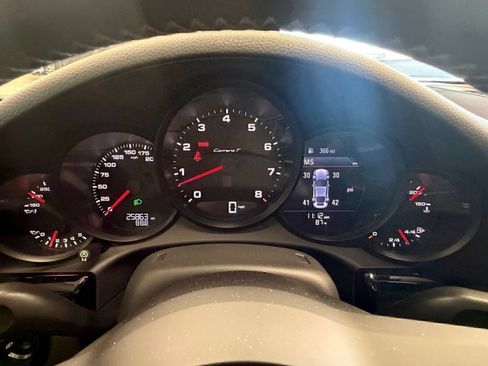 Certified 2018 Porsche 911 Carrera T RWD image 8