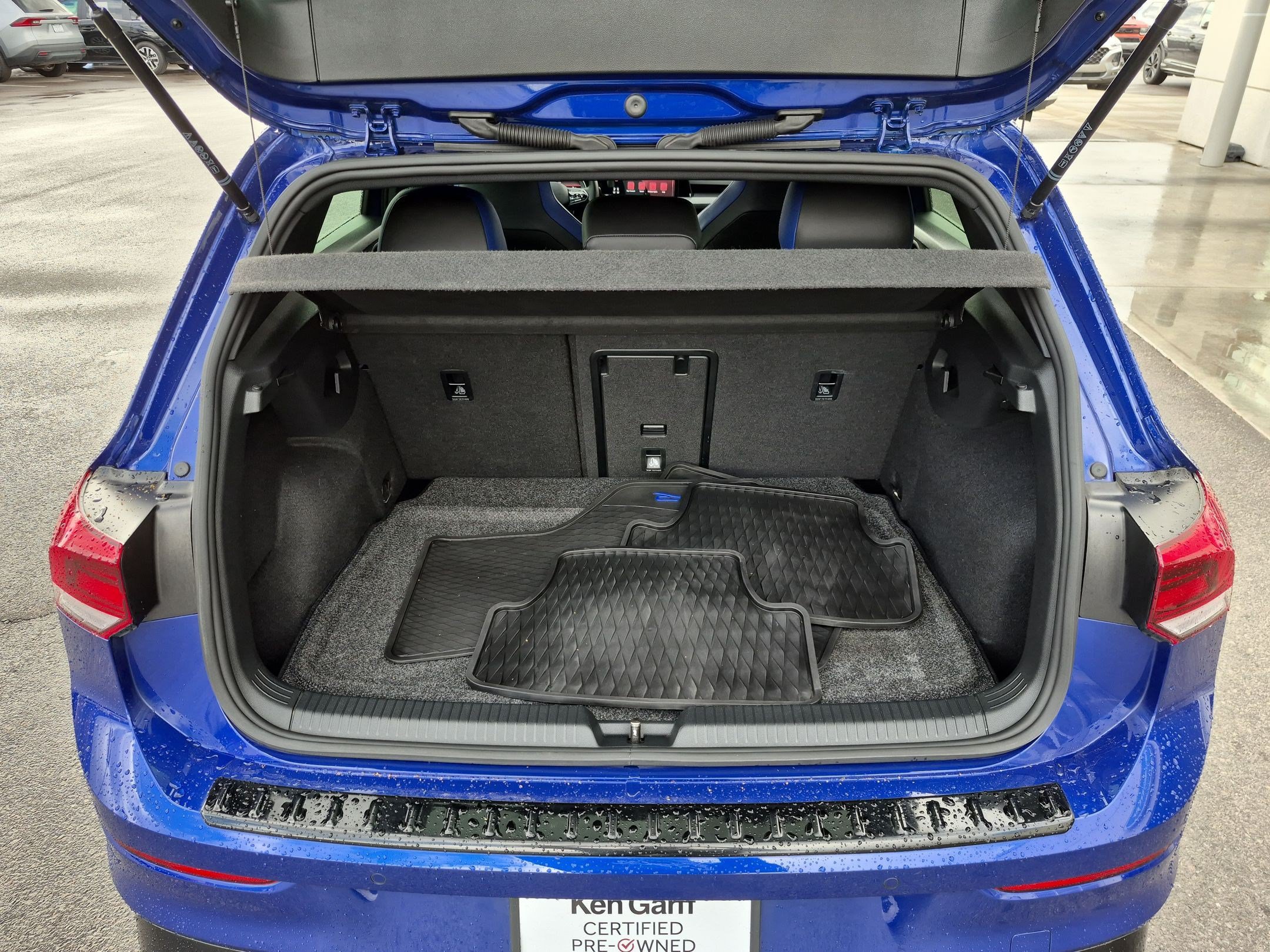 Used 2024 Volkswagen Golf R AWD/4WD image 33