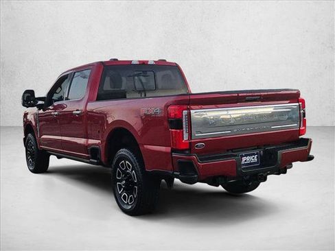 Used 2024 Ford F250 Platinum w/ FX4 Off-Road Package AWD/4WD image 8