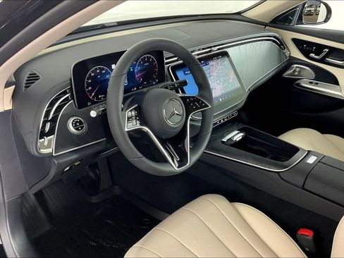 New 2026 Mercedes-Benz E 350 4MATIC Sedan image 6