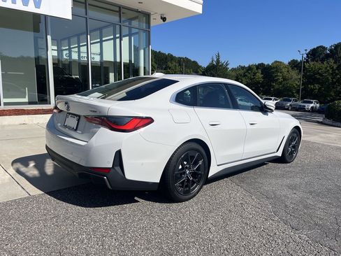 Used 2025 BMW i4 eDrive40 w/ Premium Package image 8