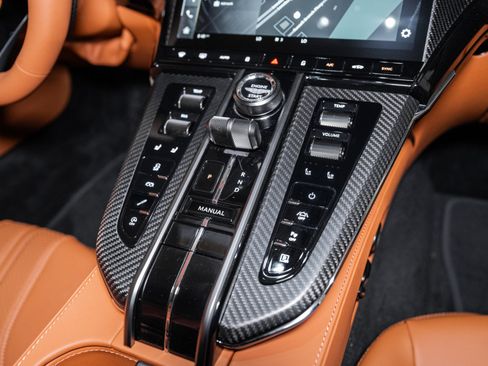 New 2026 Aston Martin V8 Vantage Coupe image 33