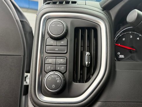 Used 2023 Chevrolet Silverado 2500 LT w/ Convenience Package image 25