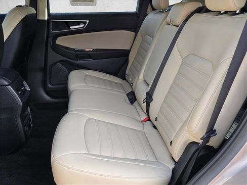 Used 2020 Ford Edge SEL w/ Convenience Package image 19