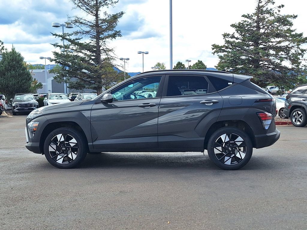 Certified 2025 Hyundai Kona SEL AWD/4WD image 6