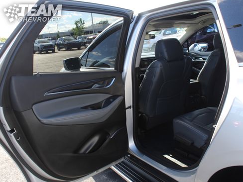 Used 2018 Buick Enclave Premium w/ Experience Buick Package AWD/4WD image 22