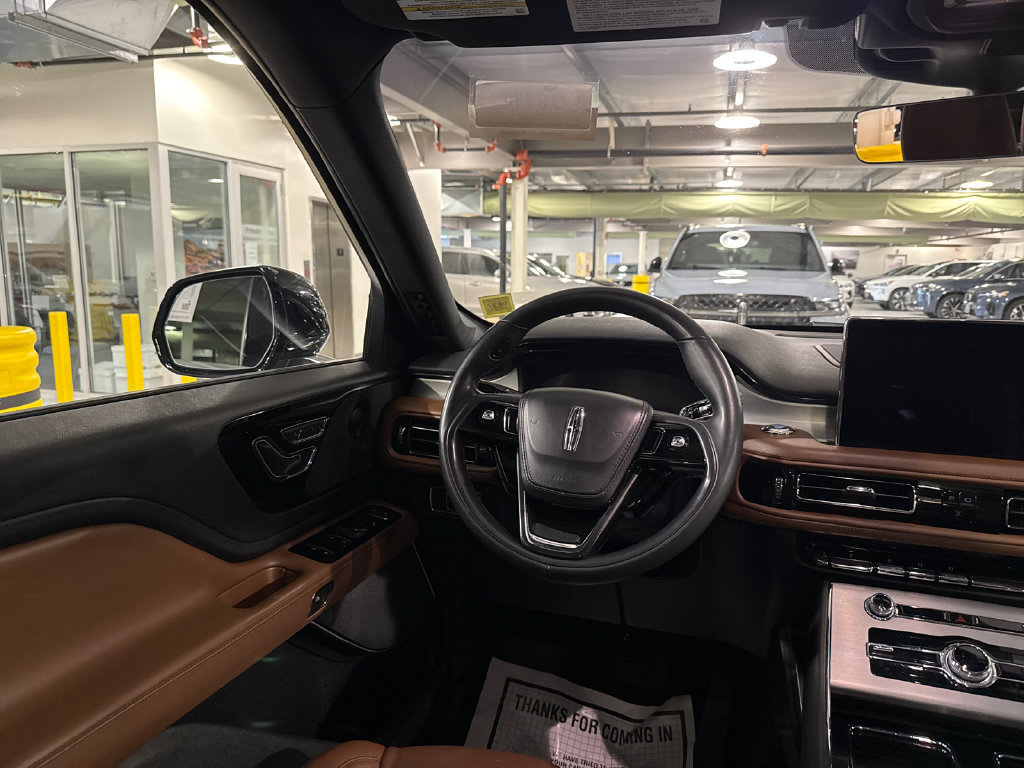 Used 2023 Lincoln Aviator Reserve w/ Equipment Group 201A AWD/4WD image 24