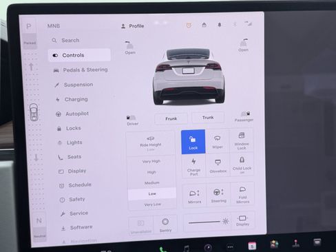 Used 2025 Tesla Model X Long Range image 74