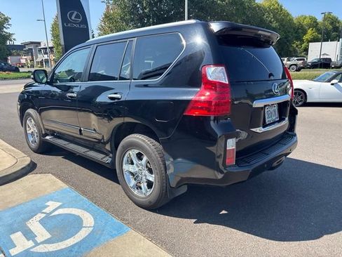 Used 2011 Lexus GX 460 Premium AWD/4WD image 4