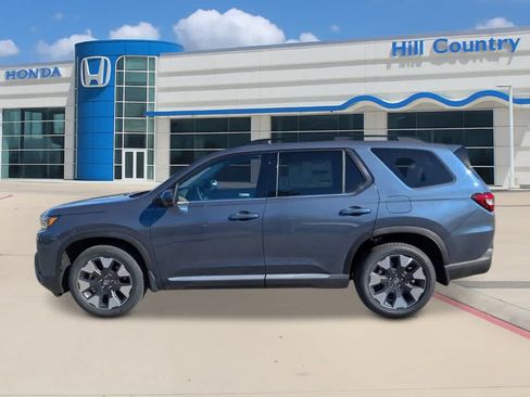 New 2026 Honda Pilot Elite image 2