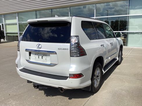 Used 2017 Lexus GX 460 Premium w/ Premium Package AWD/4WD image 3