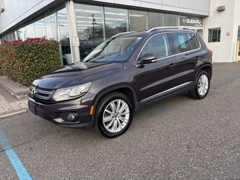 Used 2016 Volkswagen Tiguan SE image 2