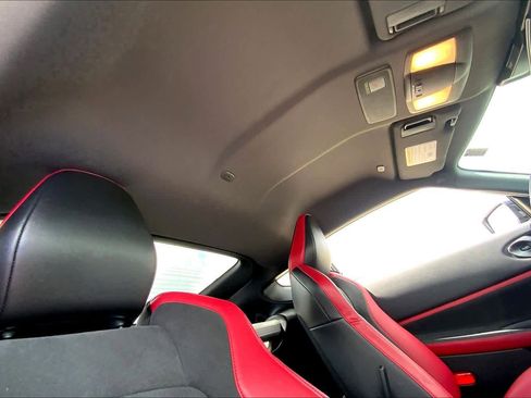 Used 2025 Nissan Z Performance w/ Floor Mat Package image 12