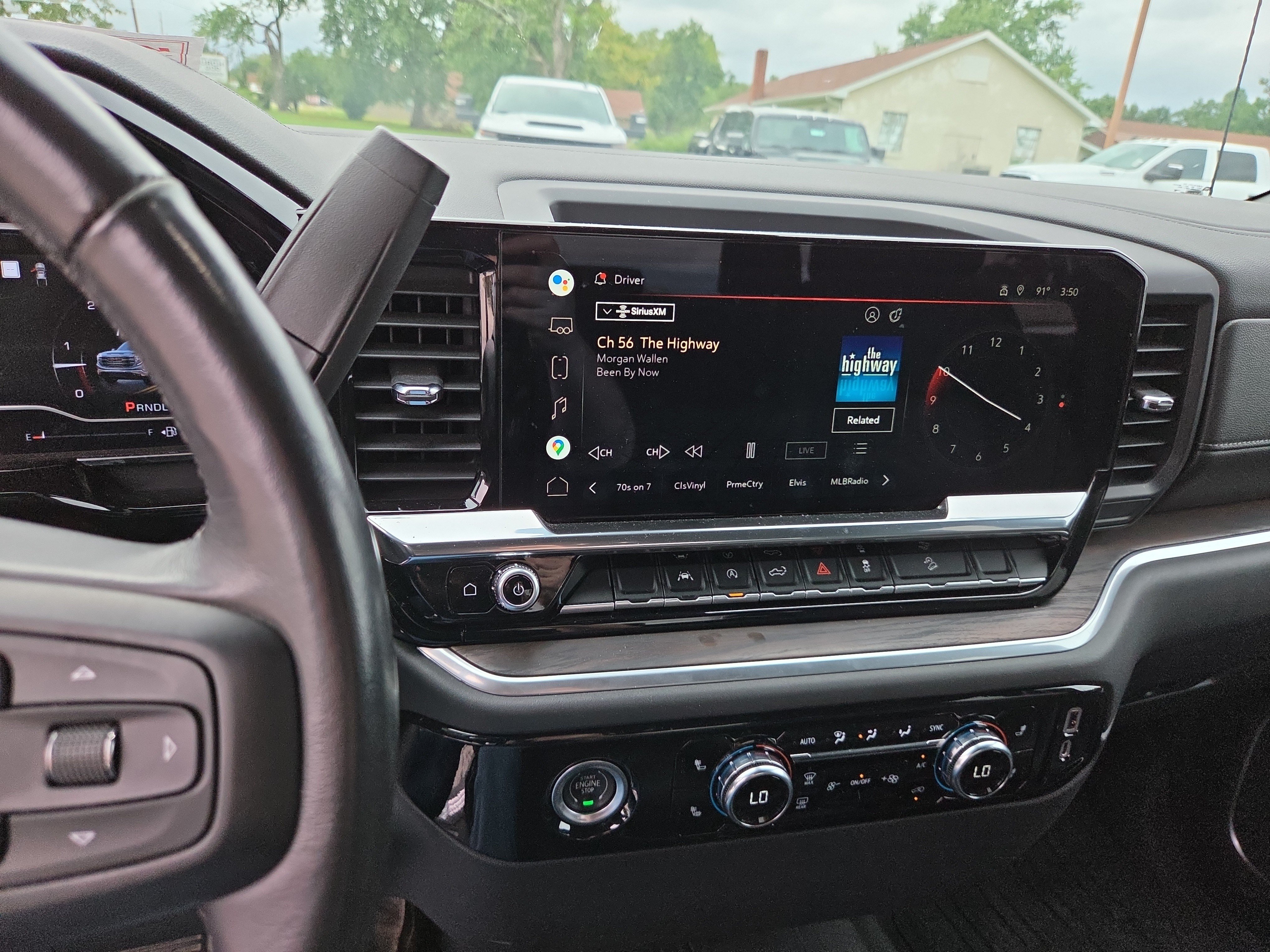 Used 2022 GMC Sierra 1500 SLT AWD/4WD image 9