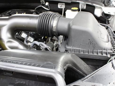 Used 2024 Ford Expedition Platinum image 32