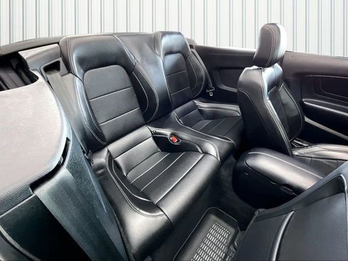 Used 2022 Ford Mustang GT Premium w/ Equipment Group 401A image 27