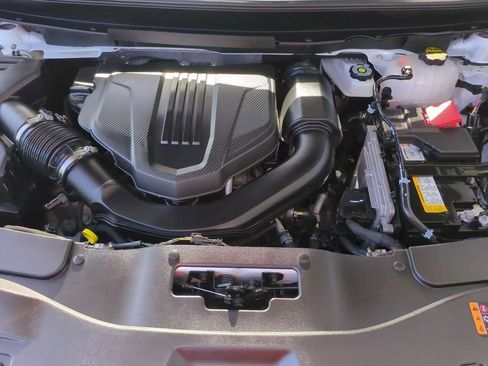 Used 2025 GMC Acadia Elevation image 15