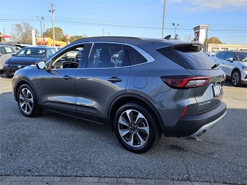 Used 2023 Ford Escape Platinum image 9