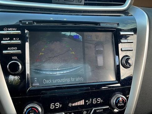 Used 2017 Nissan Murano SL image 21