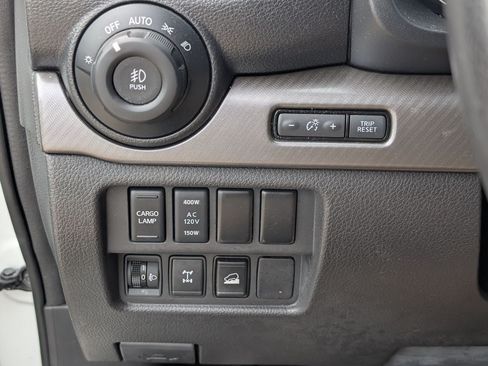 Used 2024 Nissan Titan PRO-4X w/ Pro-4x Convenience Package AWD/4WD image 25
