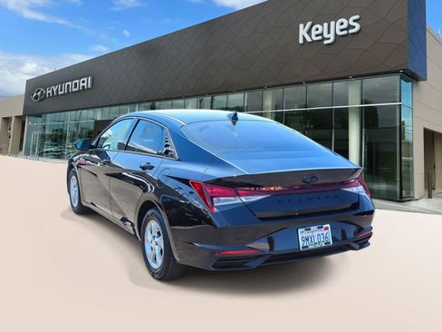 Certified 2023 Hyundai Elantra SE FWD image 7