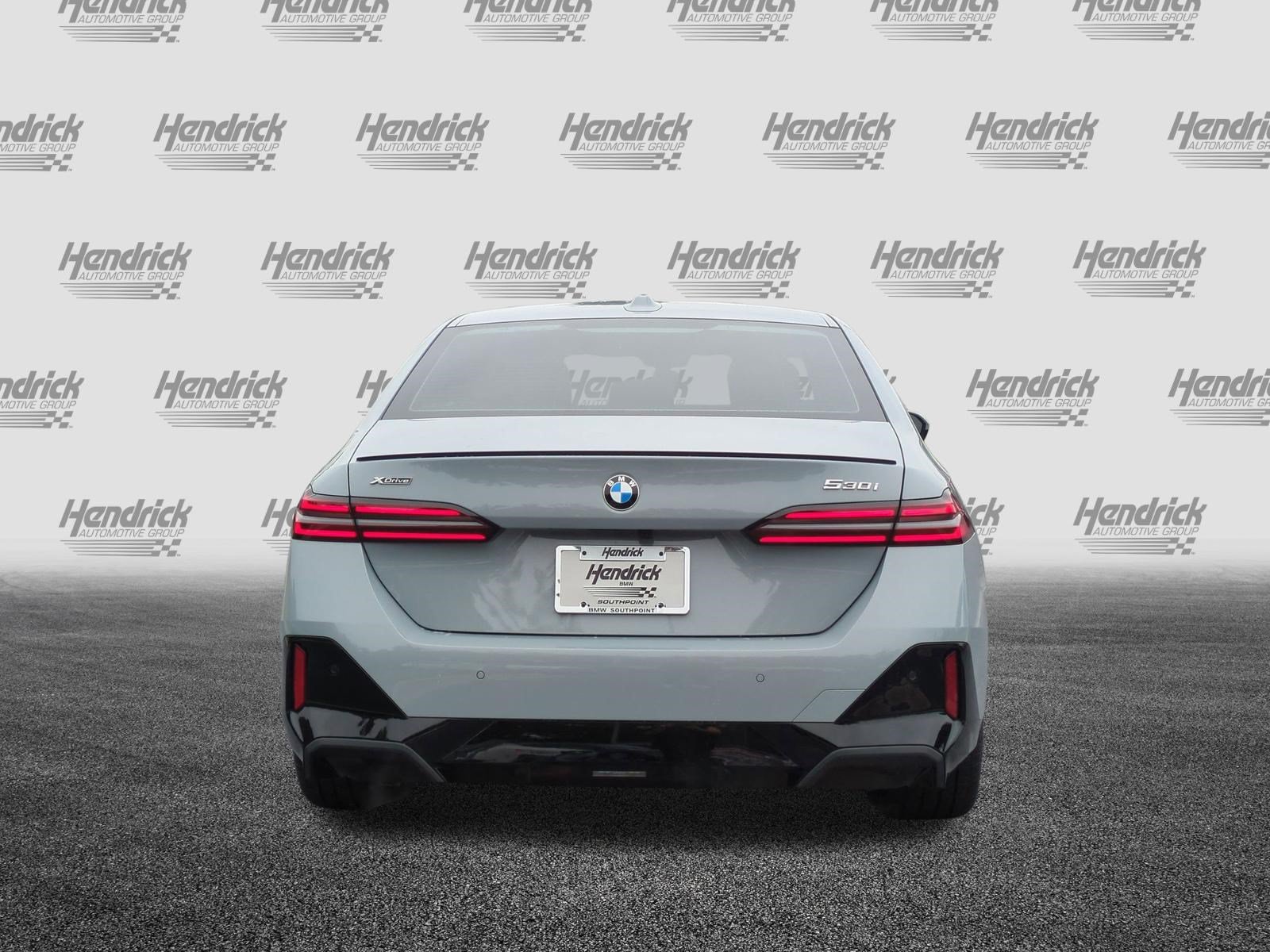 Used 2027 BMW 530i xDrive w/ M Sport Package AWD/4WD image 9
