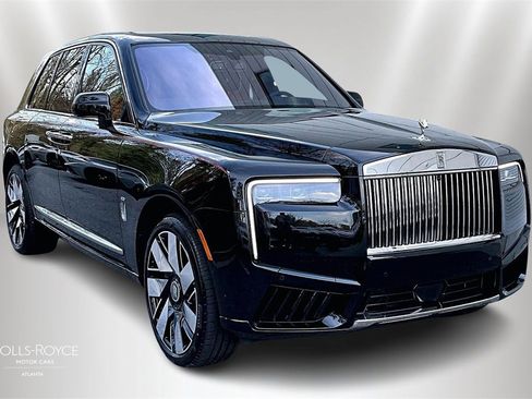 New 2026 Rolls-Royce Cullinan image 2